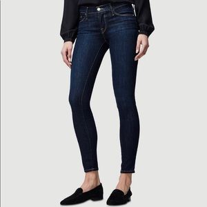 Frame Denim Le Skinny De Jeanne in Queensway